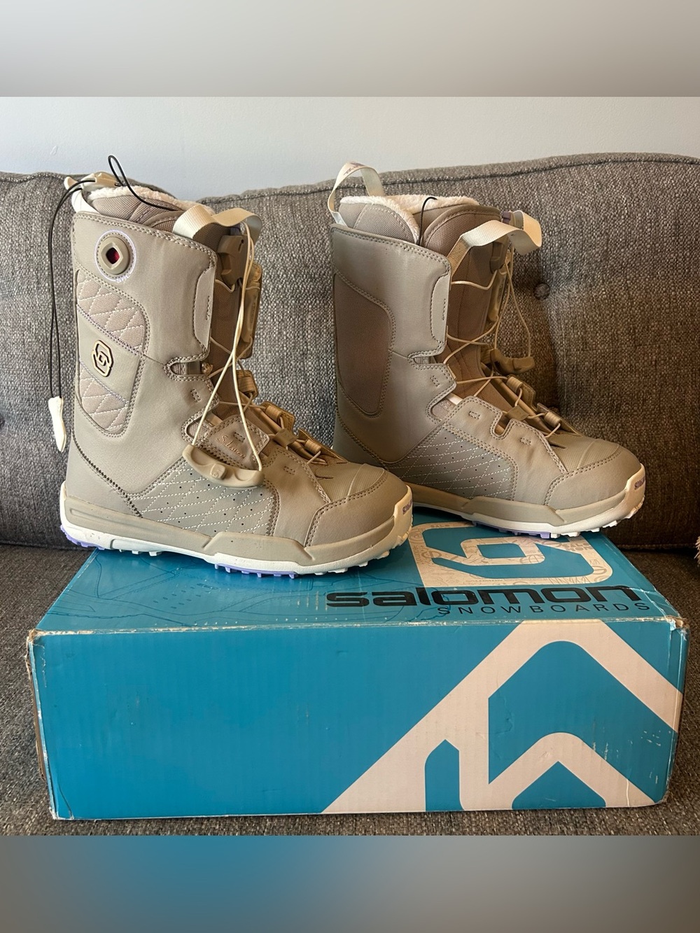 Salomon Linea Women’s Snowboard Boots US Size 9 New Unworn NOS w/Original Box